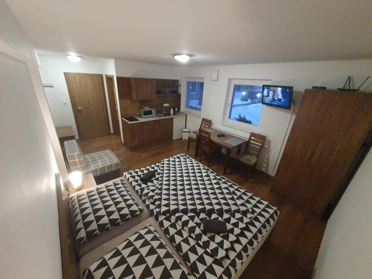 Apartmanovy Dom Stela Besenova Ngoại thất bức ảnh