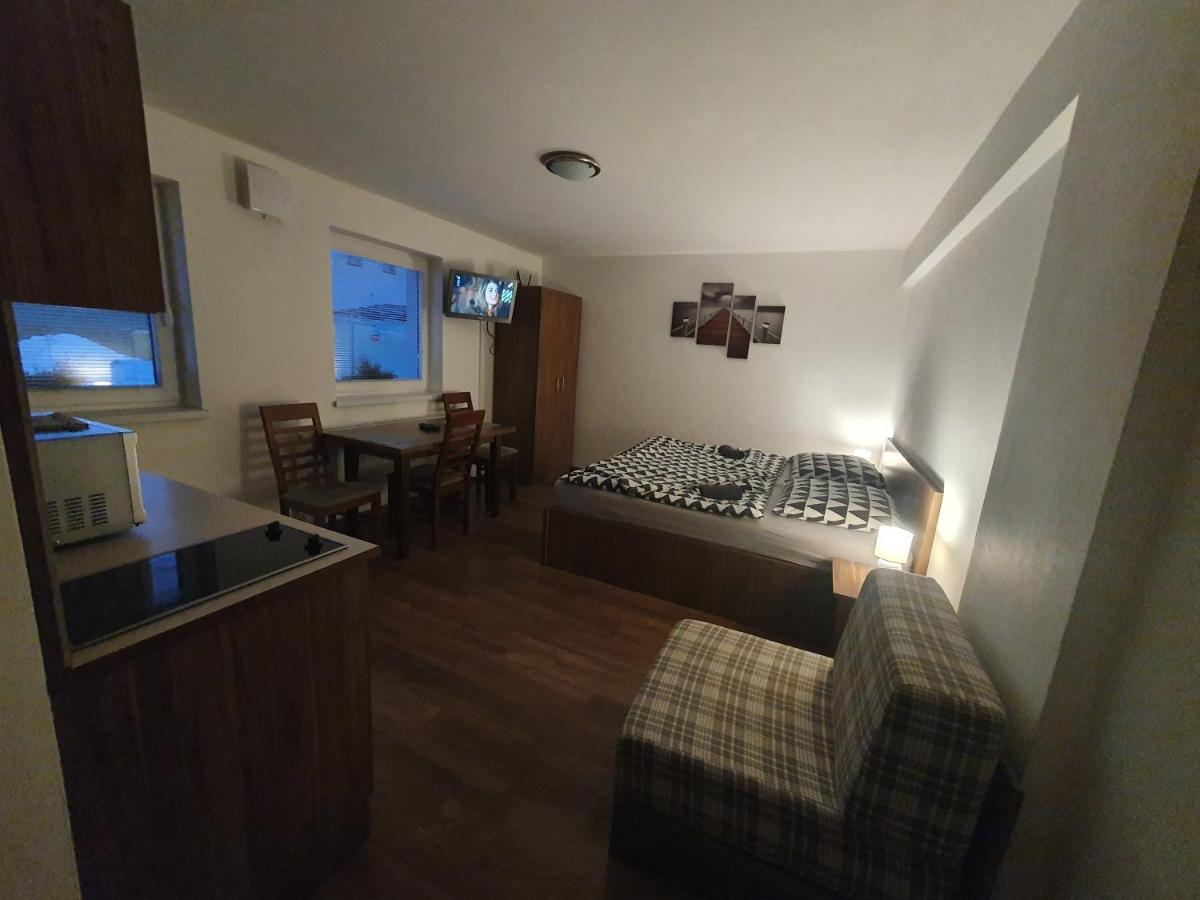 Apartmanovy Dom Stela Besenova Ngoại thất bức ảnh