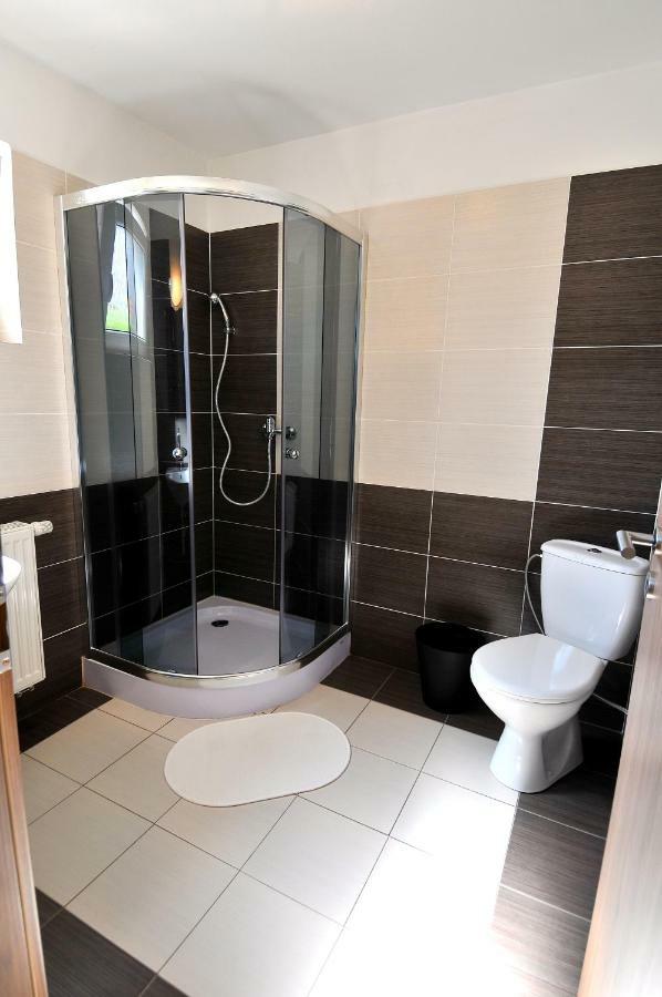 Apartmanovy Dom Stela Besenova Ngoại thất bức ảnh